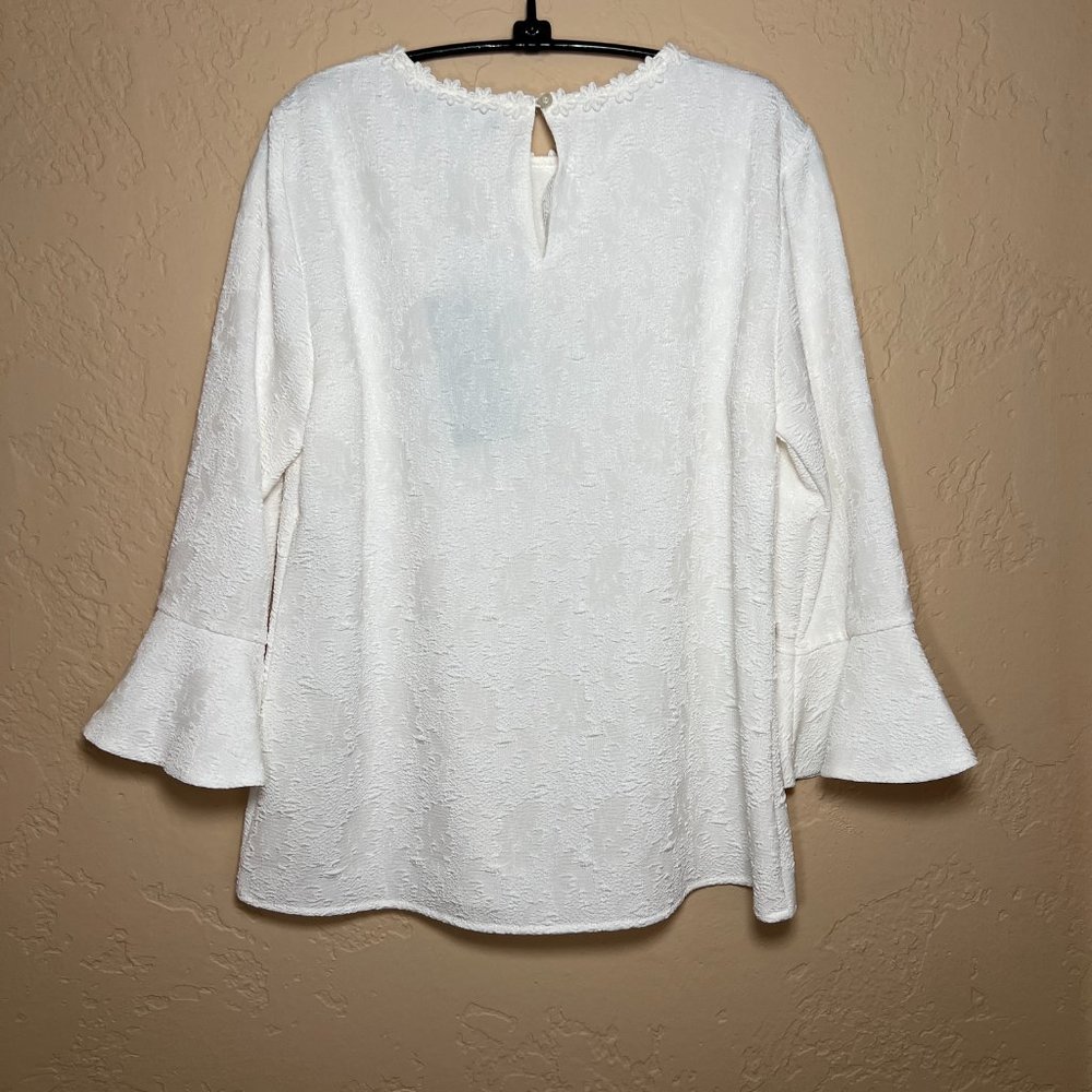 ❣️ NWT ❣️Karl Lagerfeld Paris White Blouse Size XS - Picture 4 of 7
